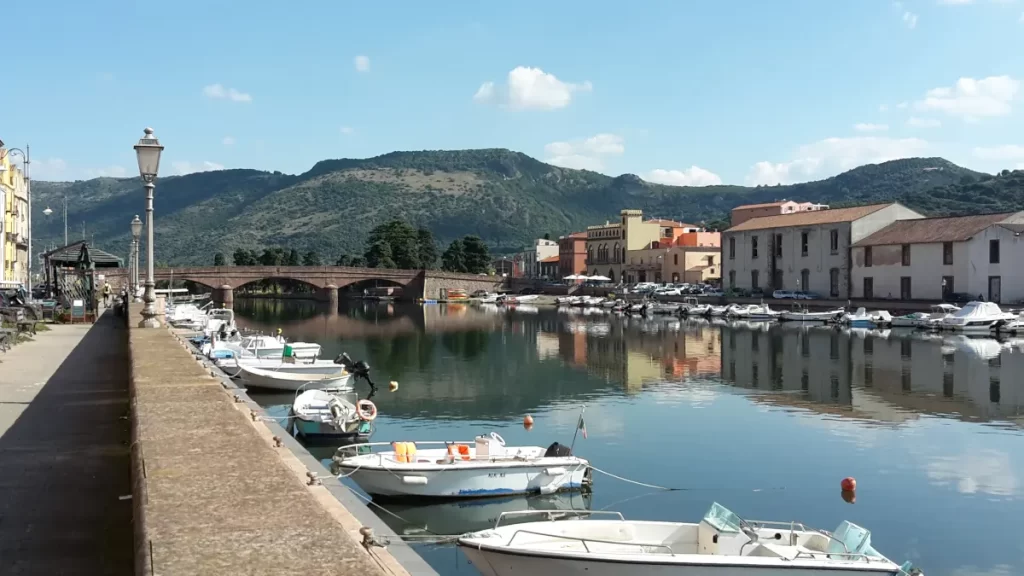 Vue de Bosa