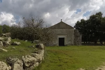 Valle dei nuraghi, chiese e monumenti storici
