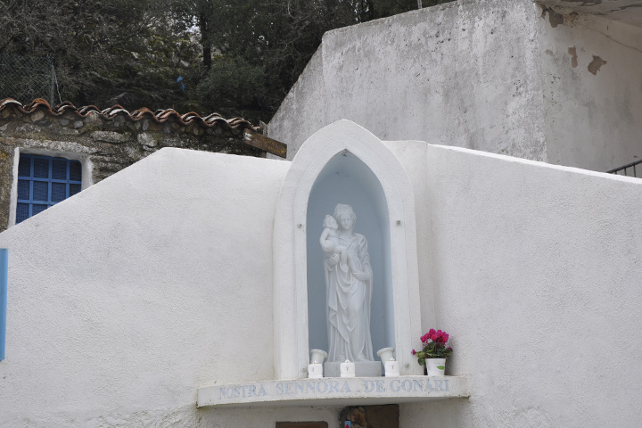 Statue of Nostra Signora di Gonare