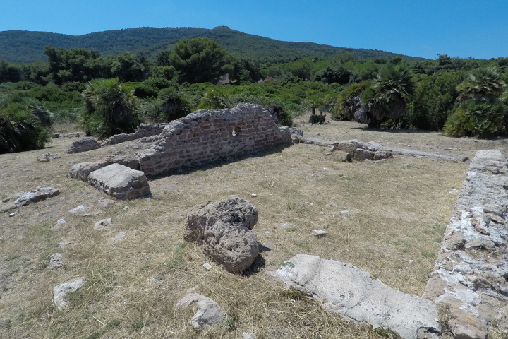 Roman walls