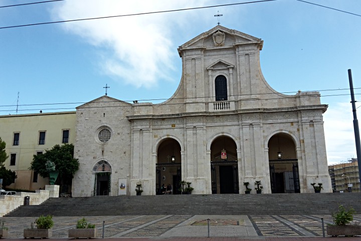 The facade