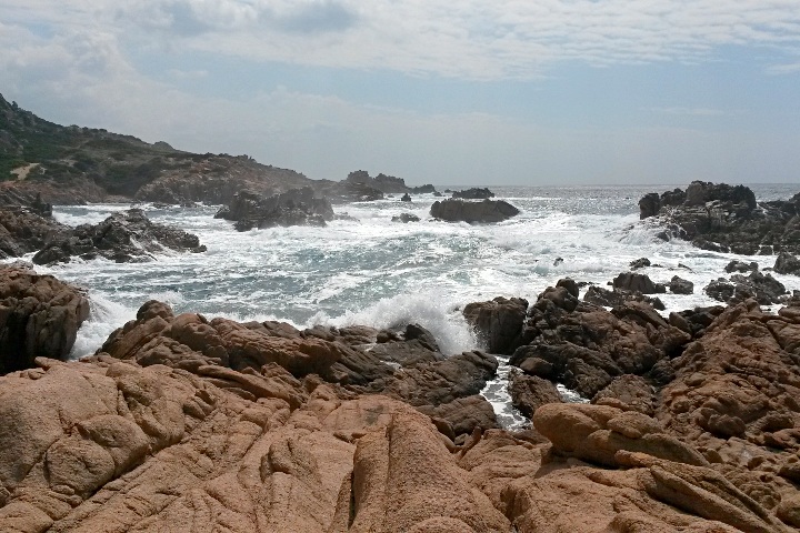 Cala Sarraina, falaises