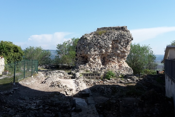 Le rovine del castello