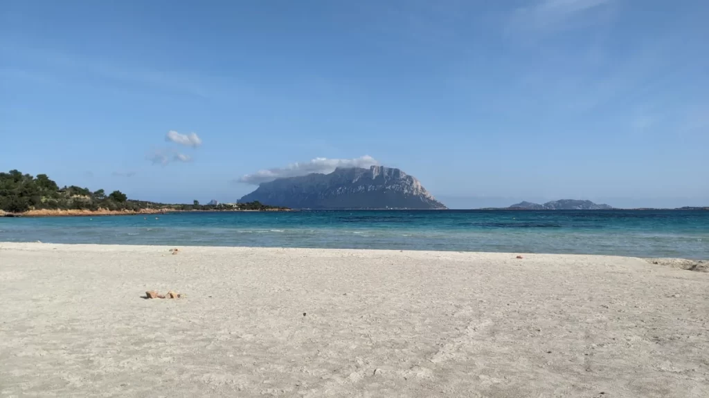 Beach near Murta Maria, panorama